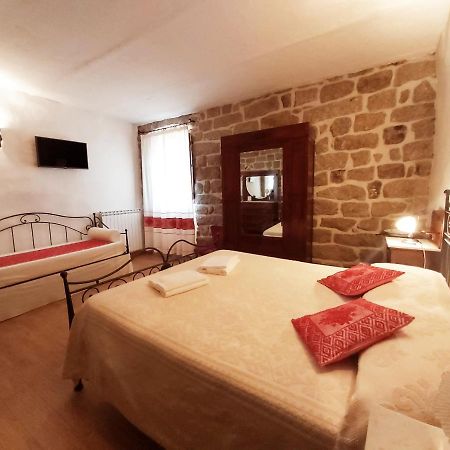 Al Vecchio Corso B&B Tempio Pausania Eksteriør bilde